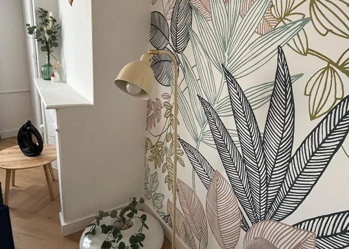 La Parenthese Apartment *